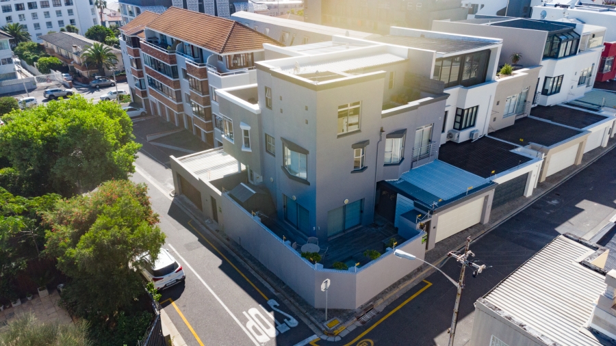 4 Bedroom Property for Sale in Bantry Bay Western Cape